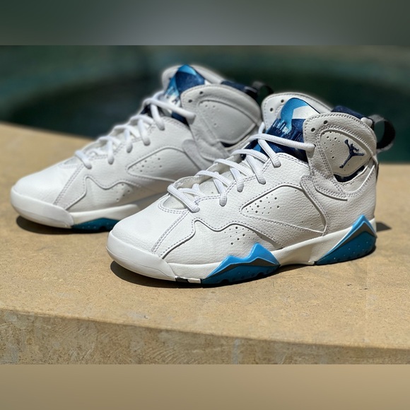 Jordan 7 French Blue - Pre- Owned, Size 5.5Y - Picture 2 of 8
